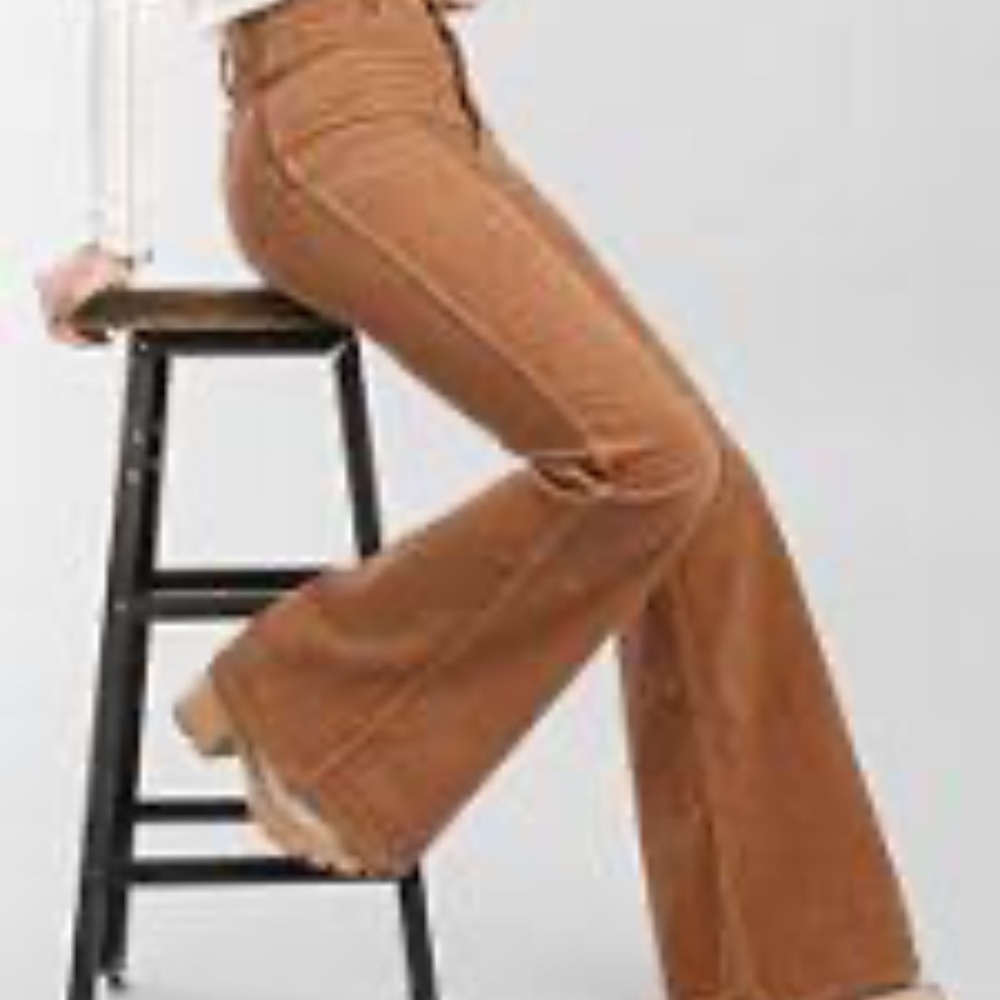 Wrangler Wanderer High Rise Flare Pant, Tan Corduroy, Size 31